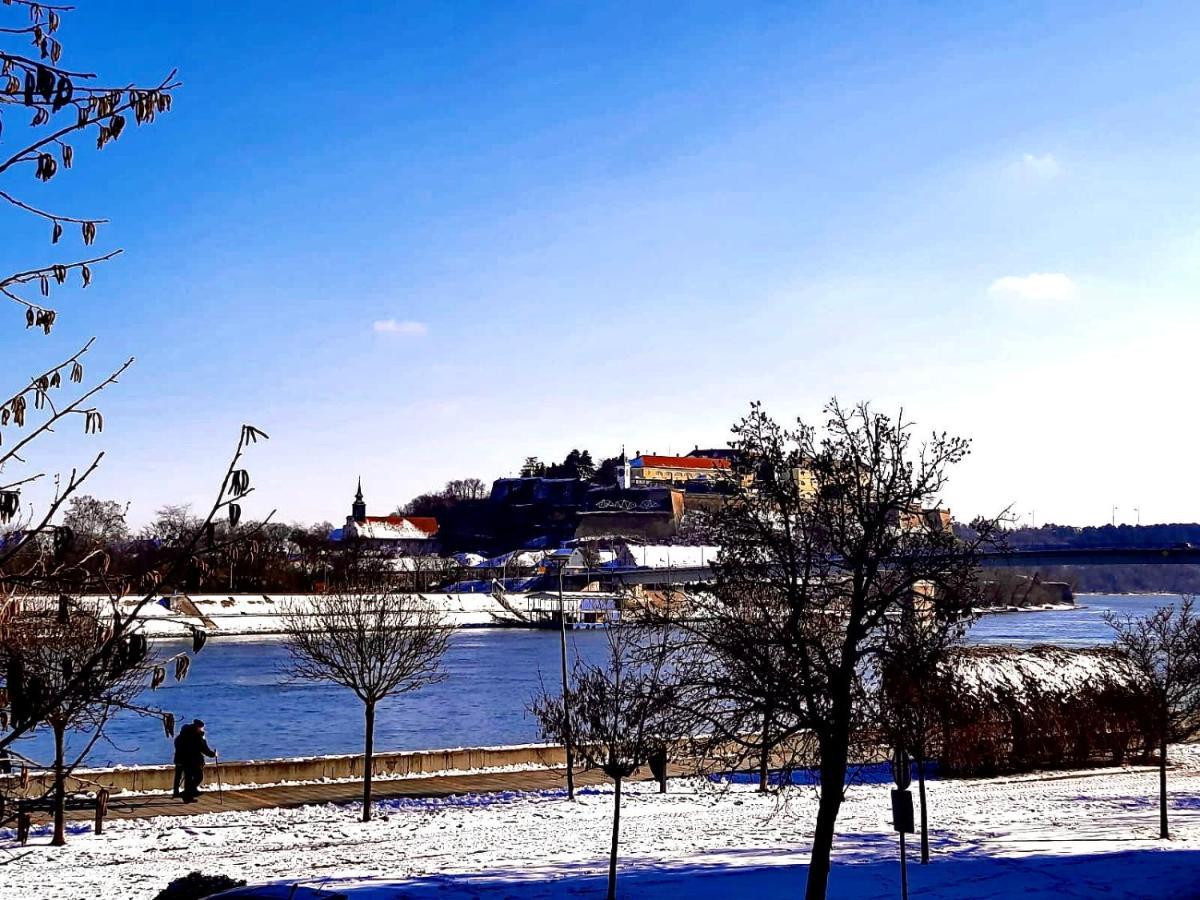 Apartman Danube Nowy Sad Zewnętrze zdjęcie
