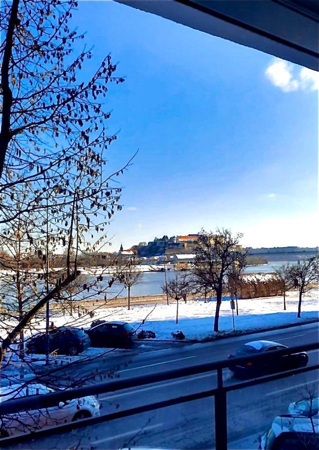 Apartman Danube Nowy Sad Zewnętrze zdjęcie